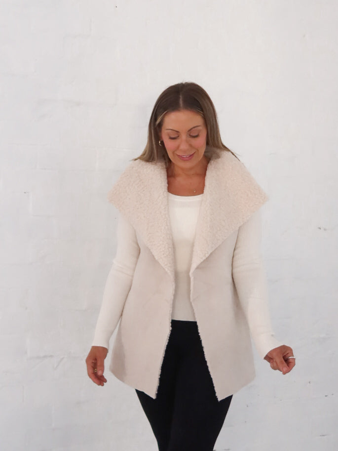 Lana Vest- Bone