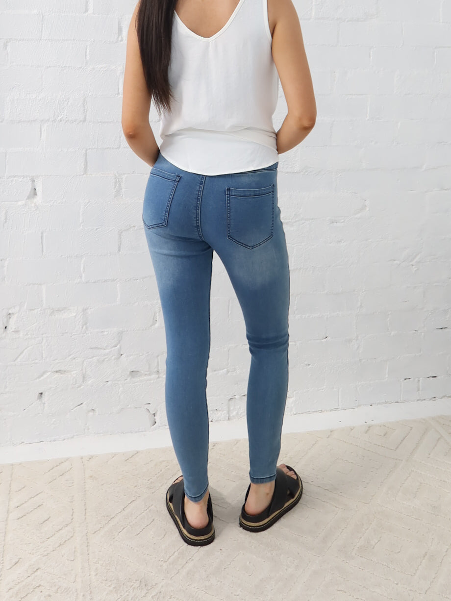Jax Jeggings - Light Blue