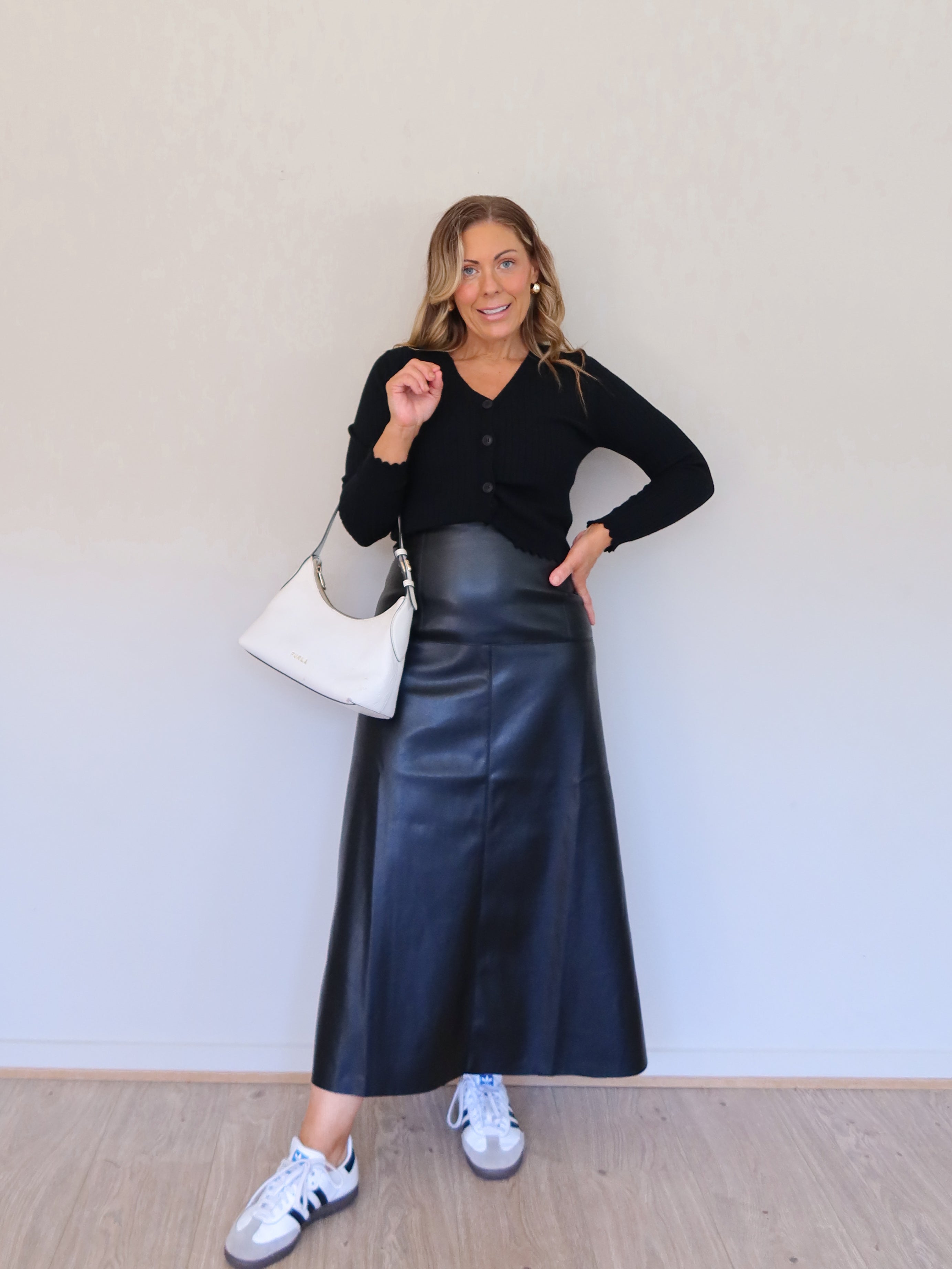 Saffy Skirt - Black