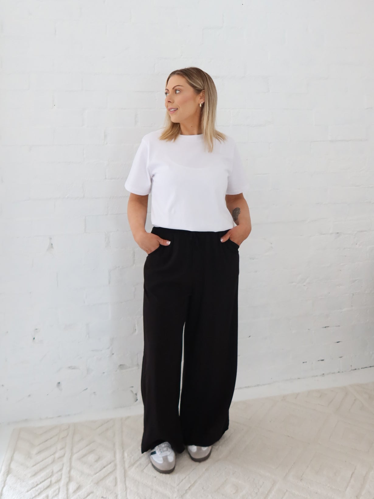 Leo Pants- Black
