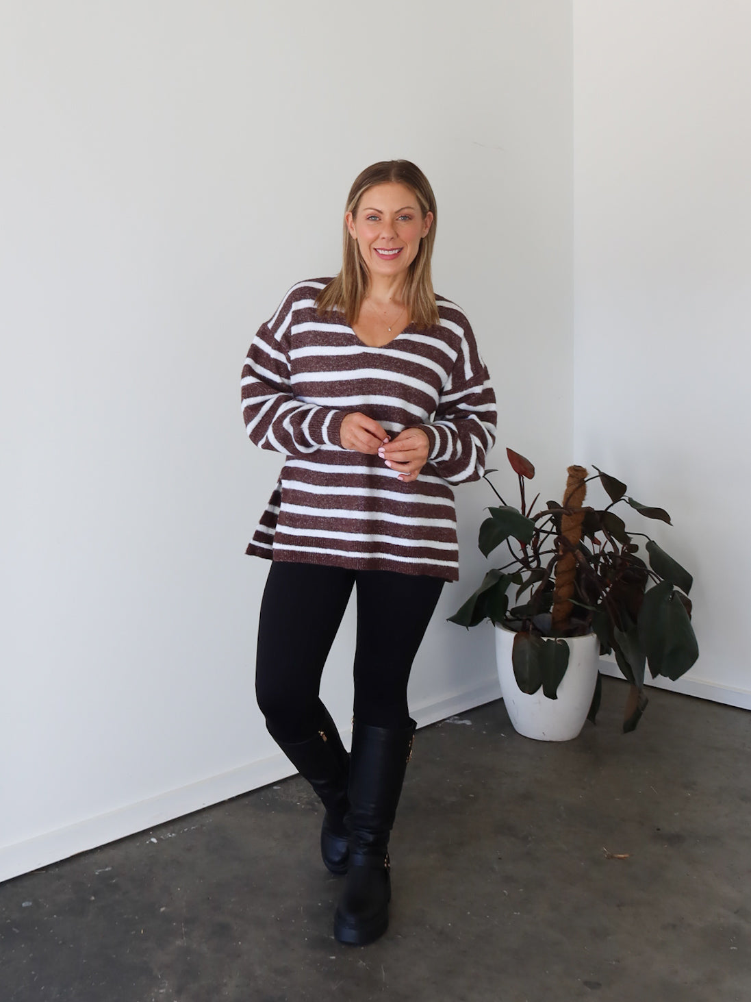 Taryn Knit - Chocolate/White