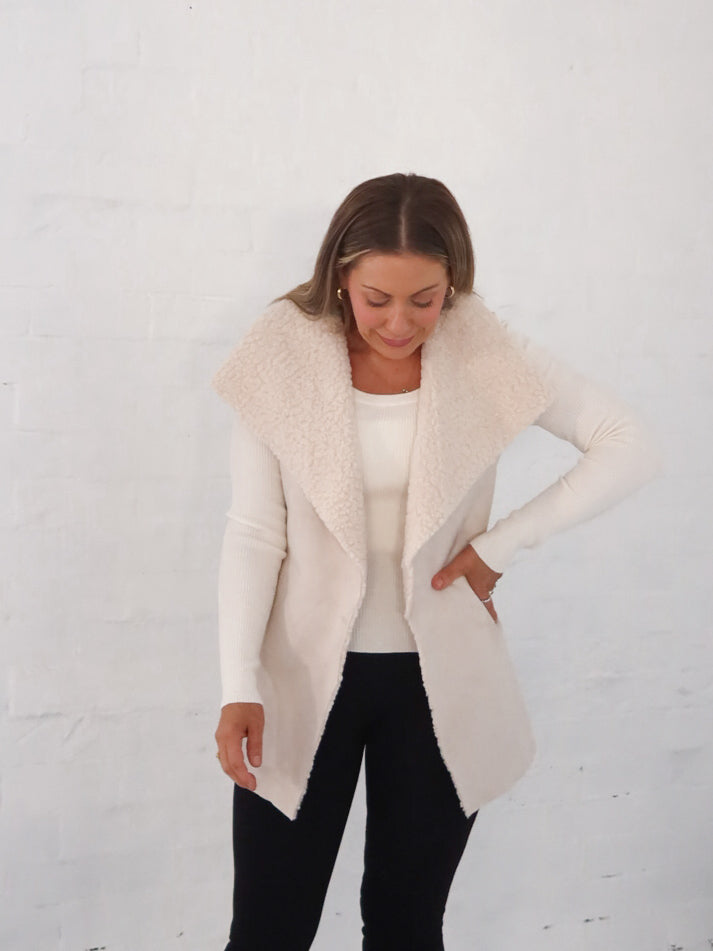 Lana Vest- Bone