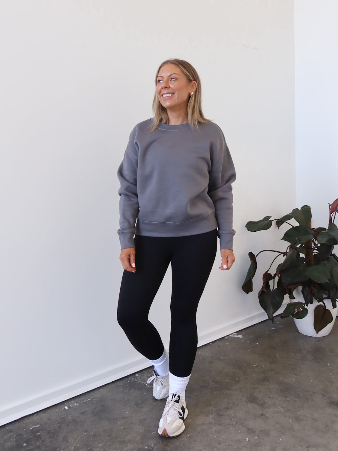 Gracie Relaxed Crew - Shadow