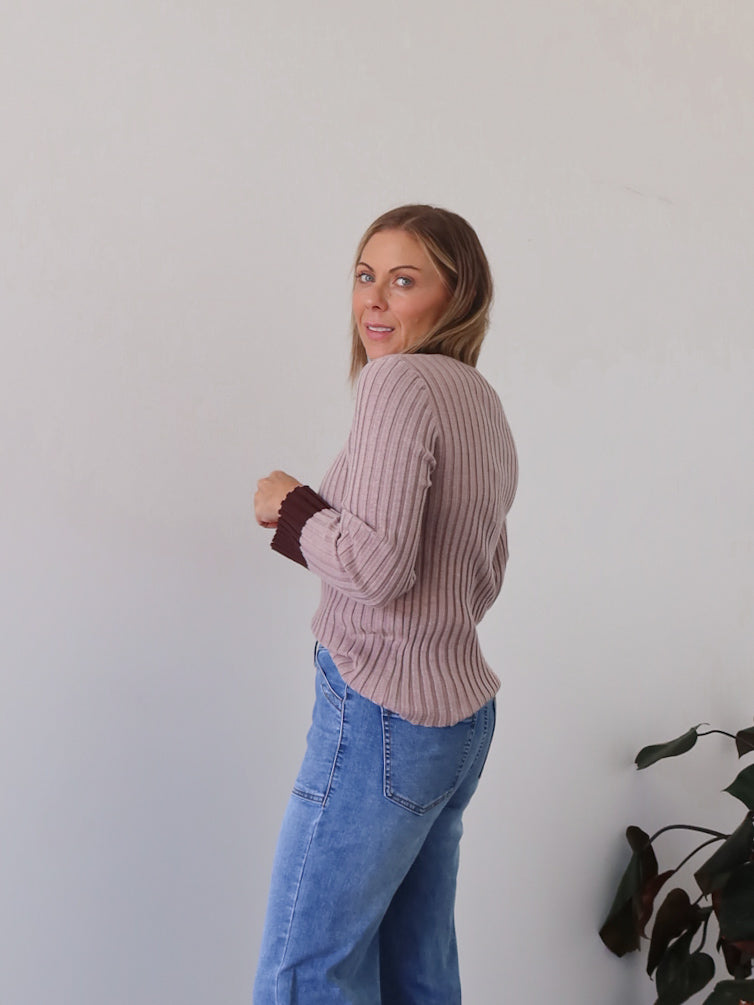 Deandra Knit Top - Mocha