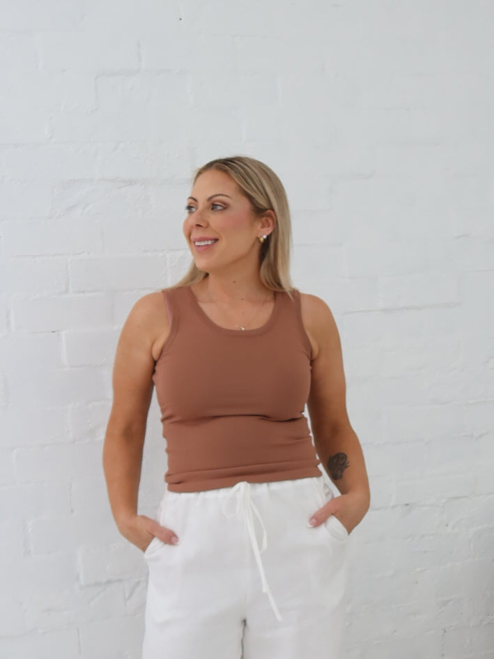 Mila Tank- Caramel