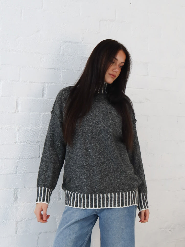 Felicity Knit - Black Fleck