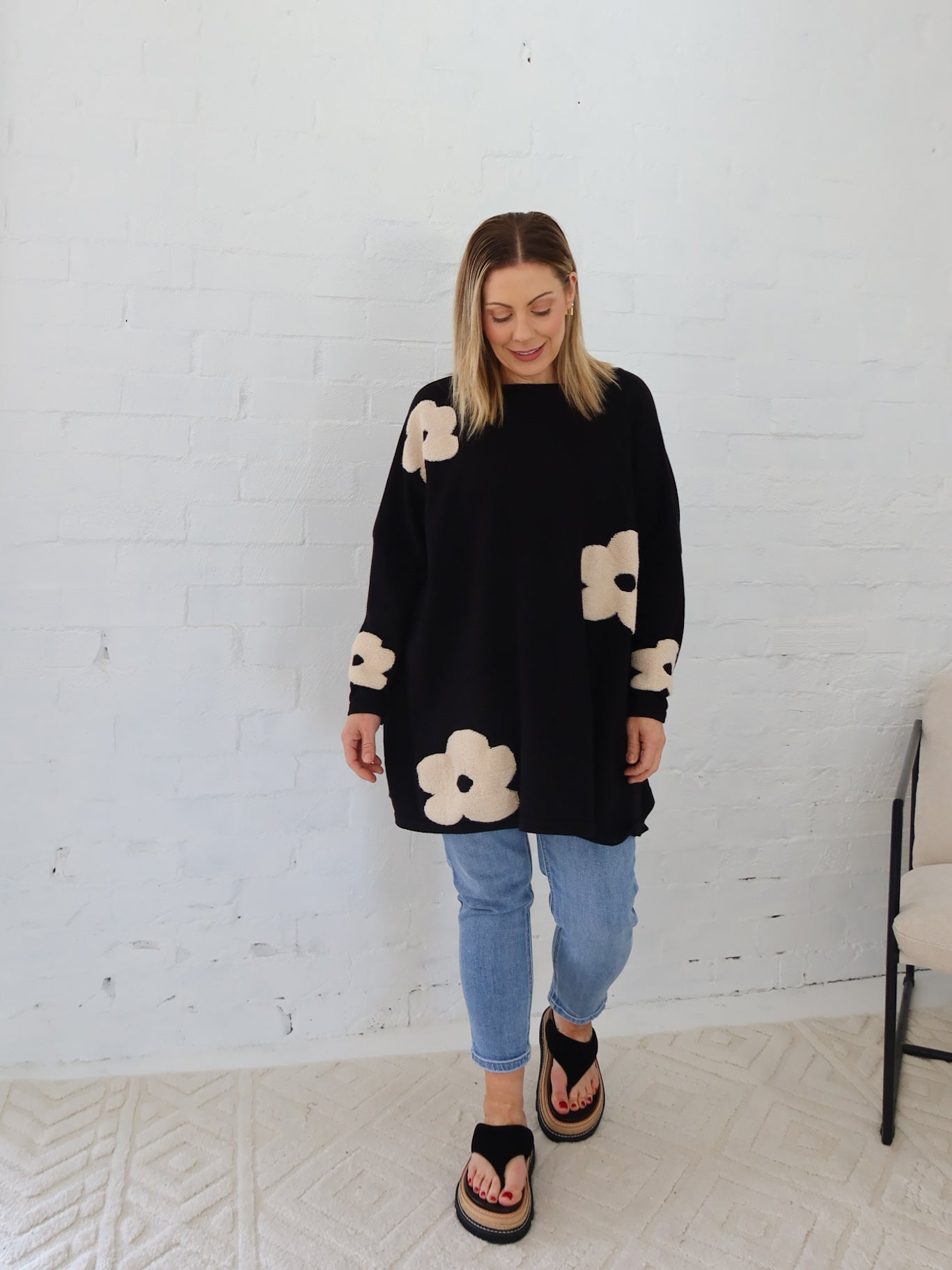 Avery Knit - Black Flower