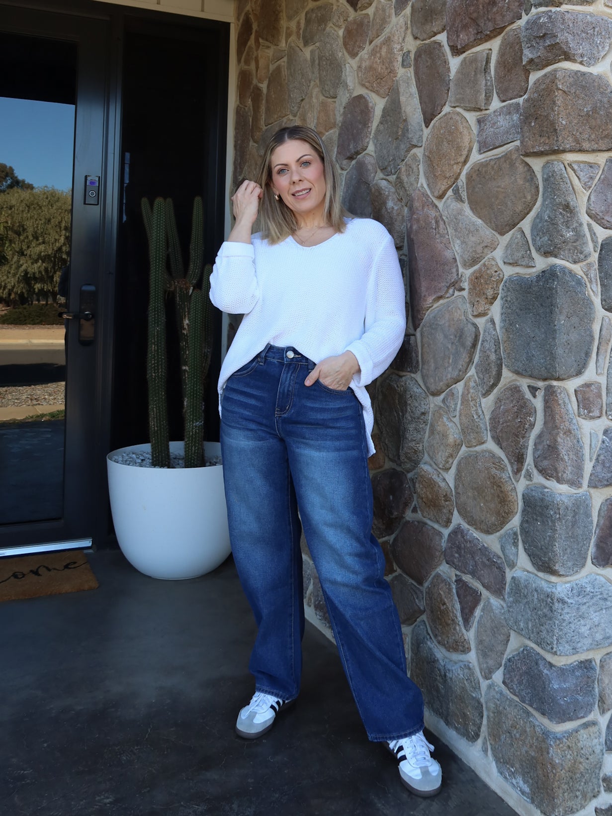 Atlas Barrel Jeans- Dark