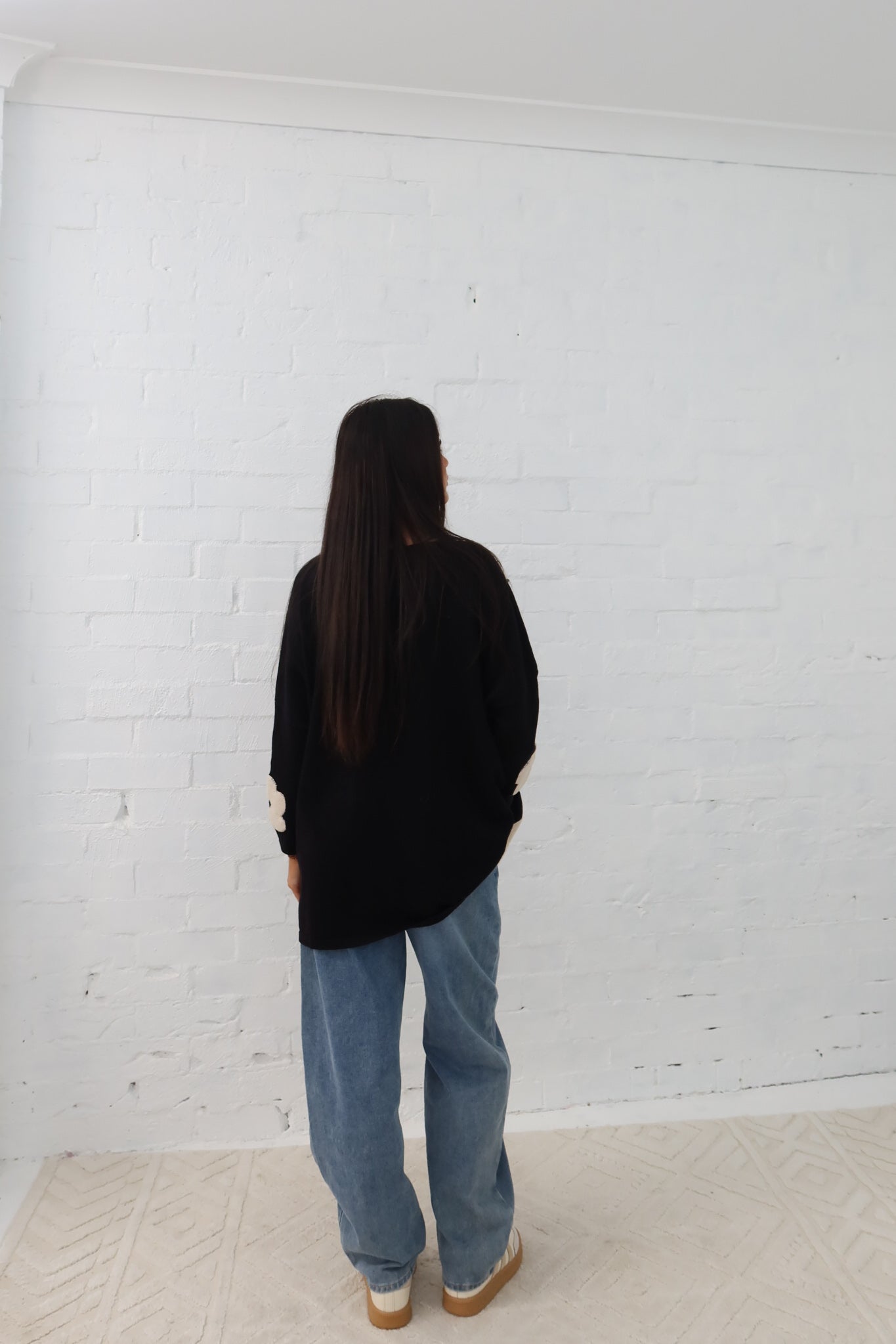 Avery Knit - Black Flower