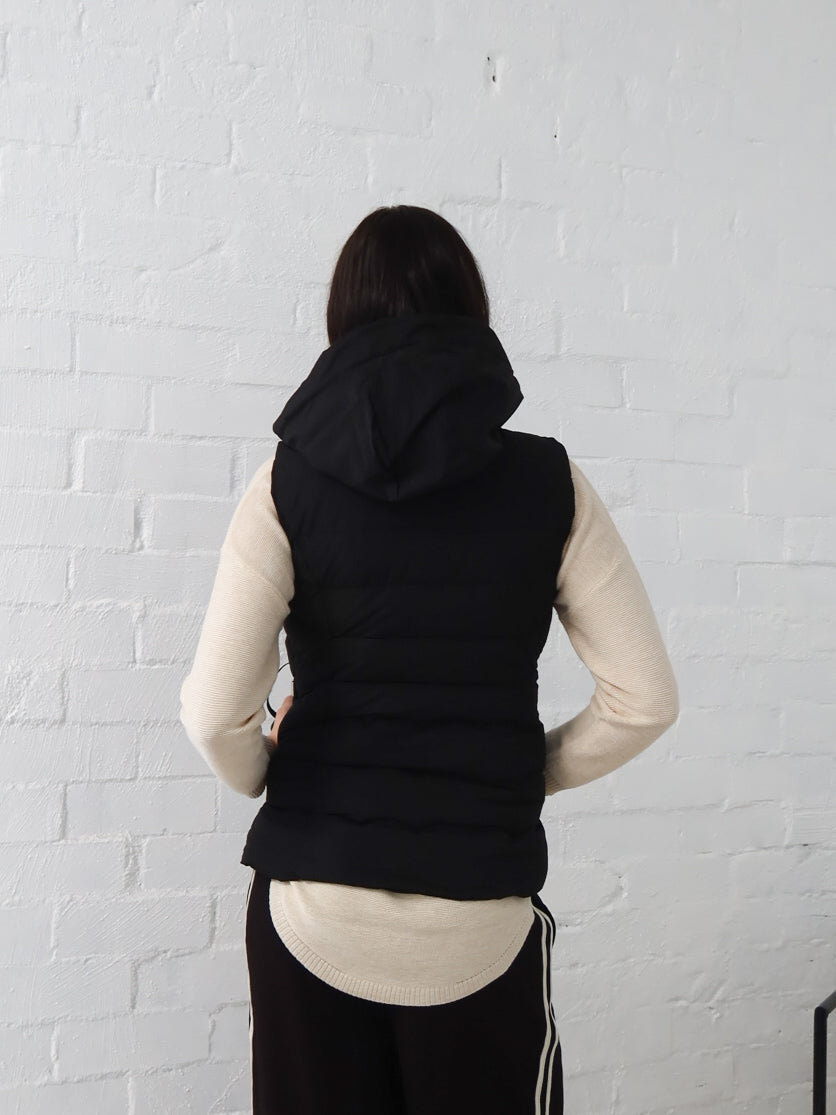 Luna Vest - Black