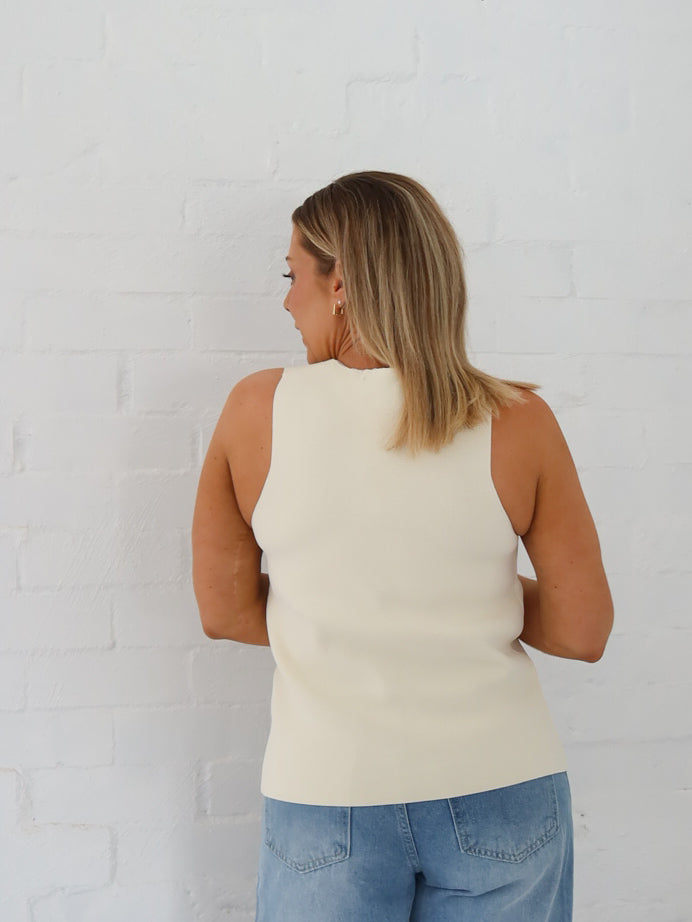 Parker Vest - Vanilla