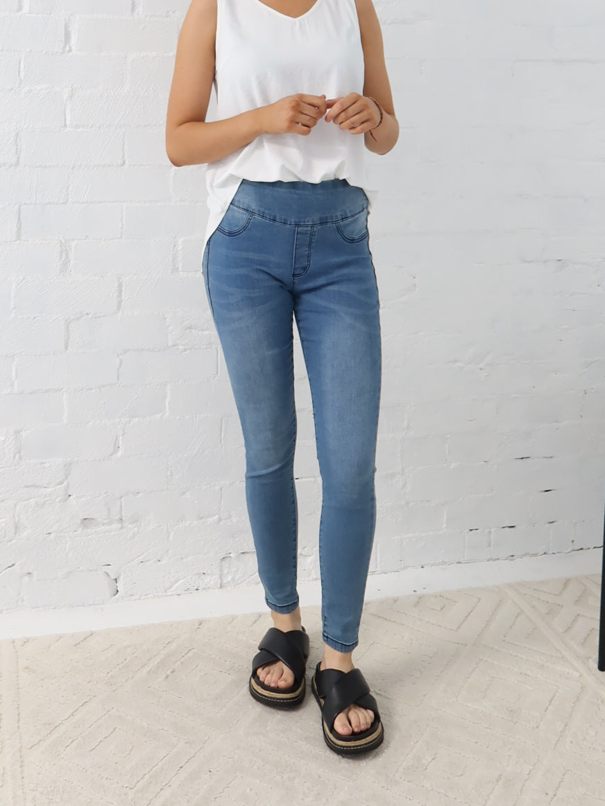 Jax Jeggings - Light Blue