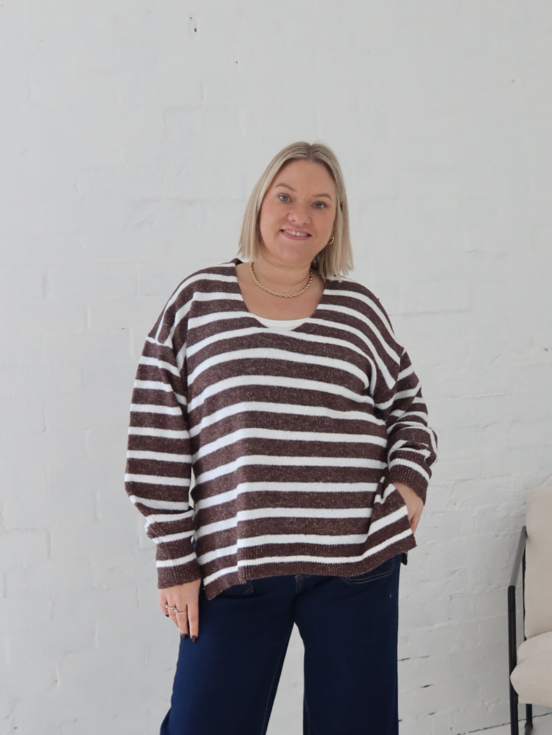Taryn Knit - Chocolate/White