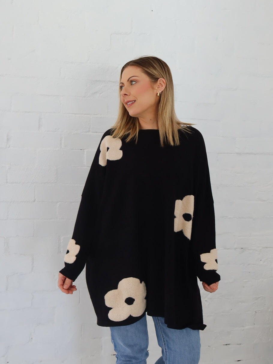 Avery Knit - Black Flower