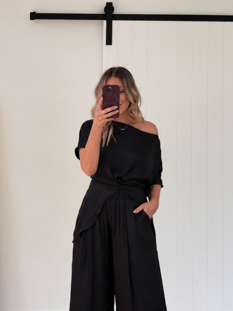 Cynthia Top- Black