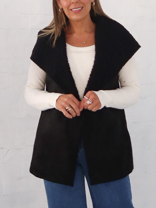 Lana Vest- Black