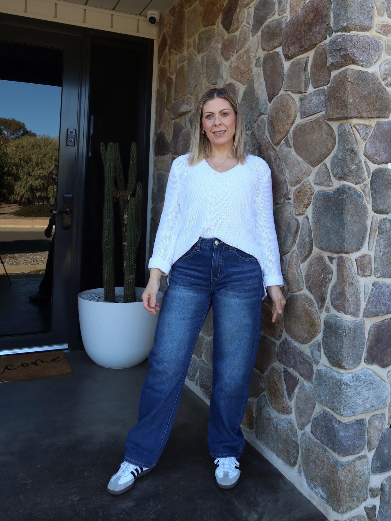 Atlas Barrel Jeans- Dark