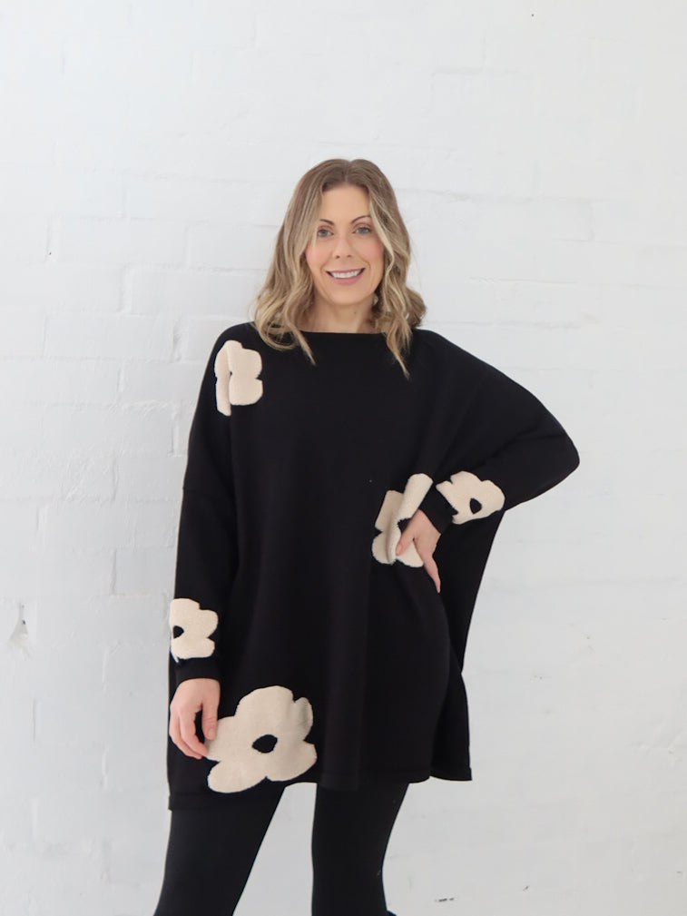 Avery Knit - Black Flower