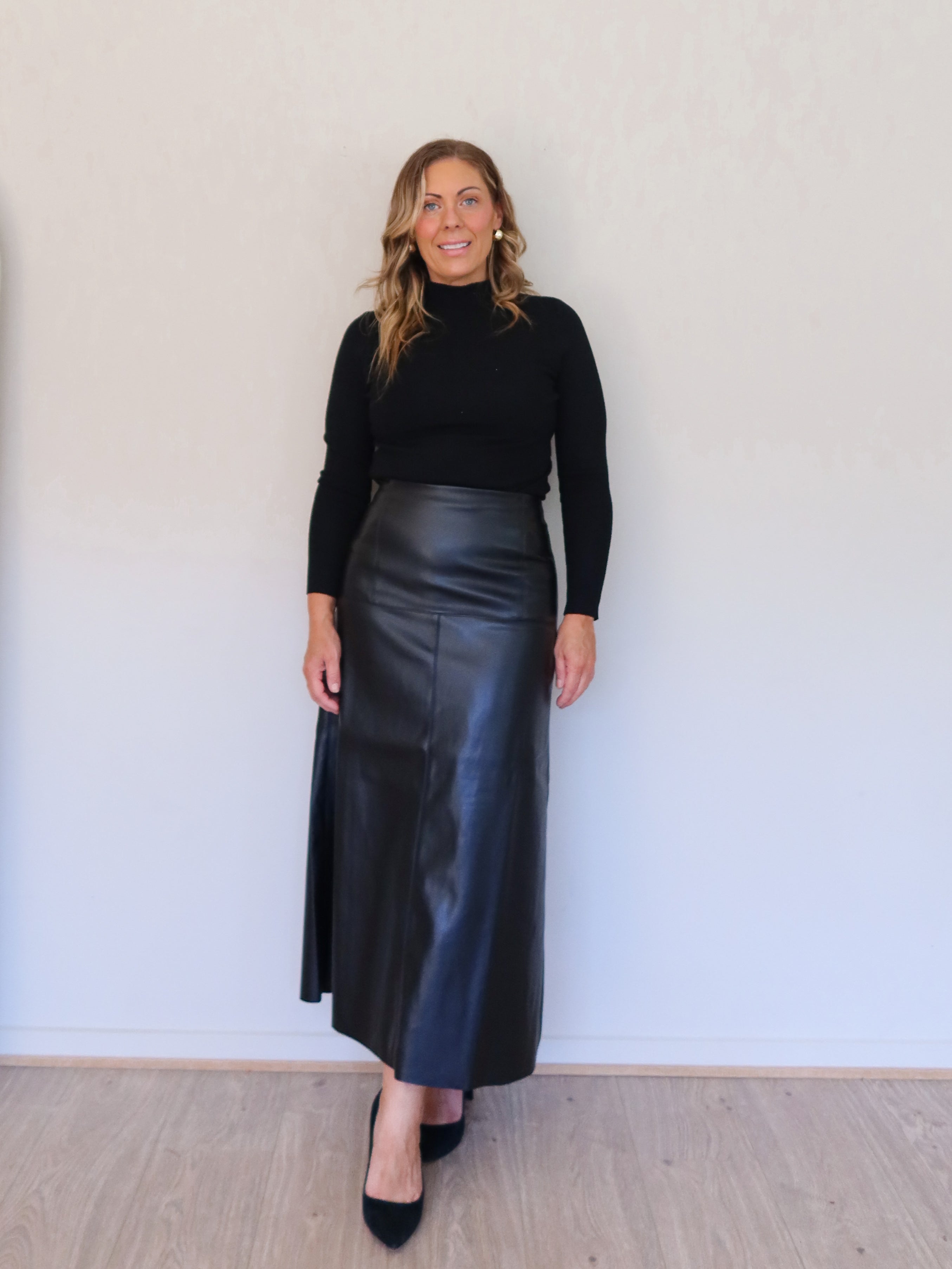 Saffy Skirt - Black