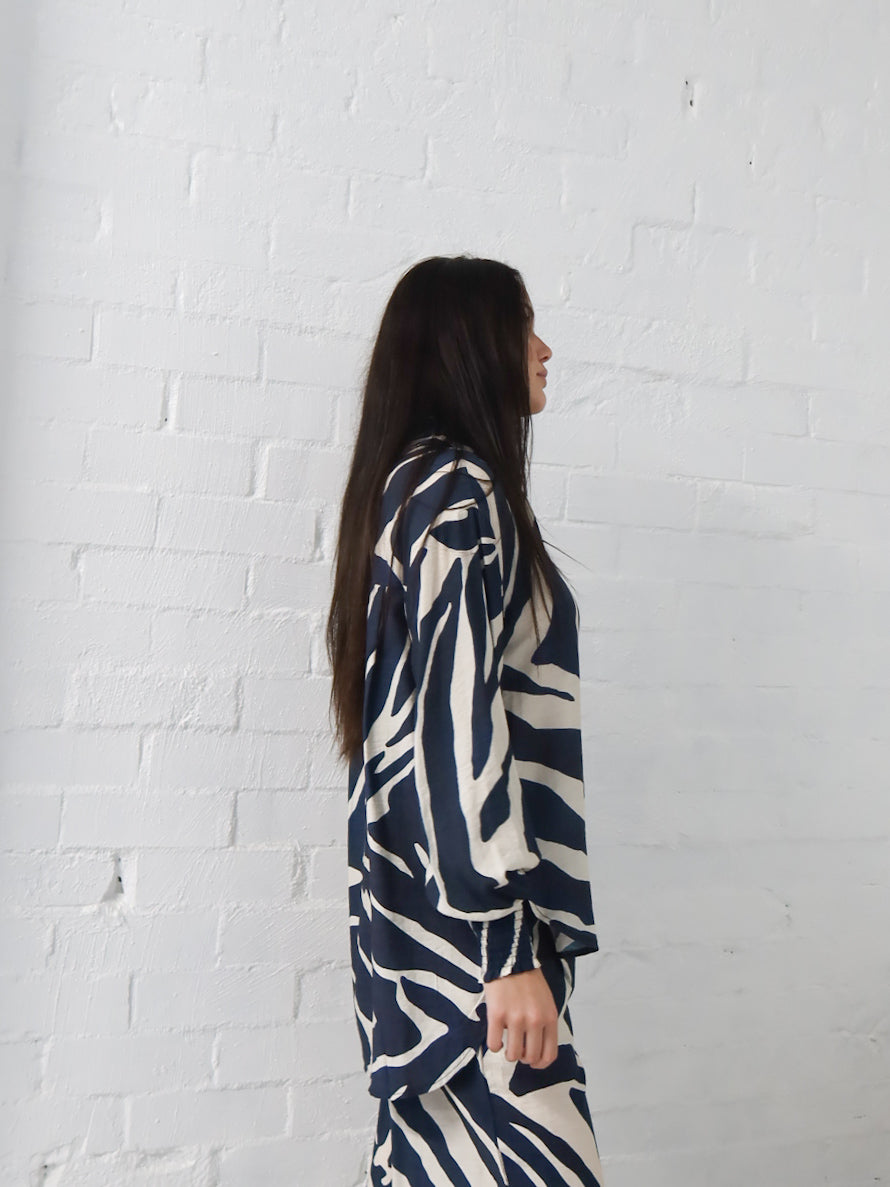 Edith Shirt- Navy