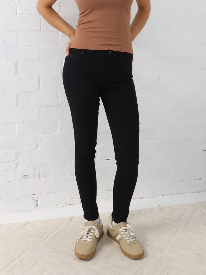 Alby Jeans - Black