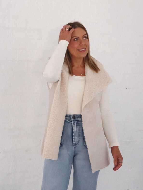 Lana Vest- Bone