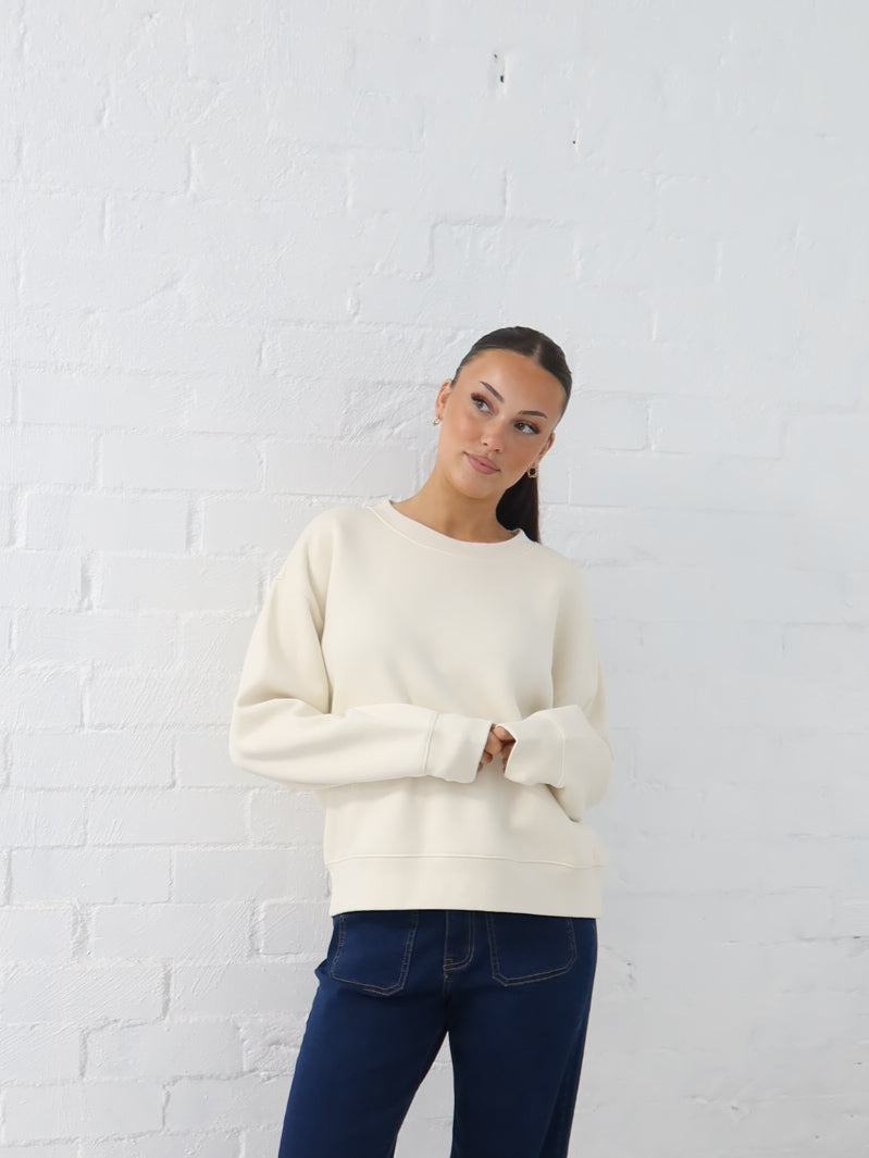 Gracie Relaxed Crew - Ecru