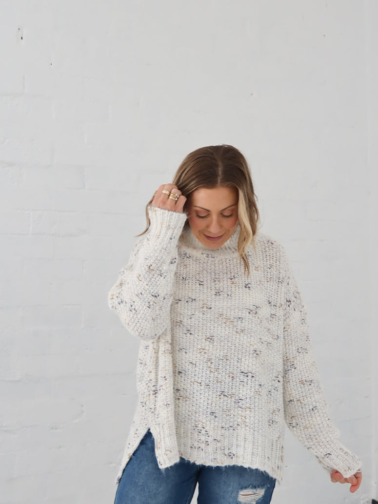 Kurt Knit - White