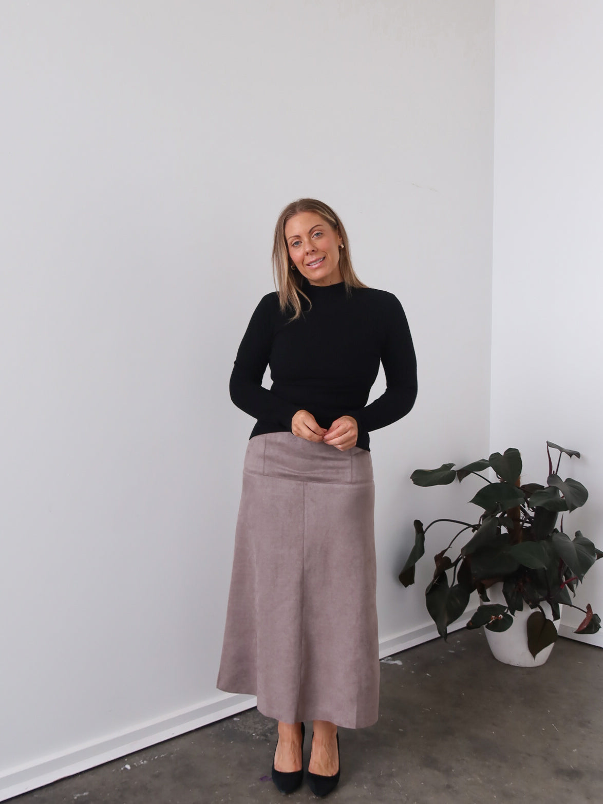 Bianca Skirt - Taupe