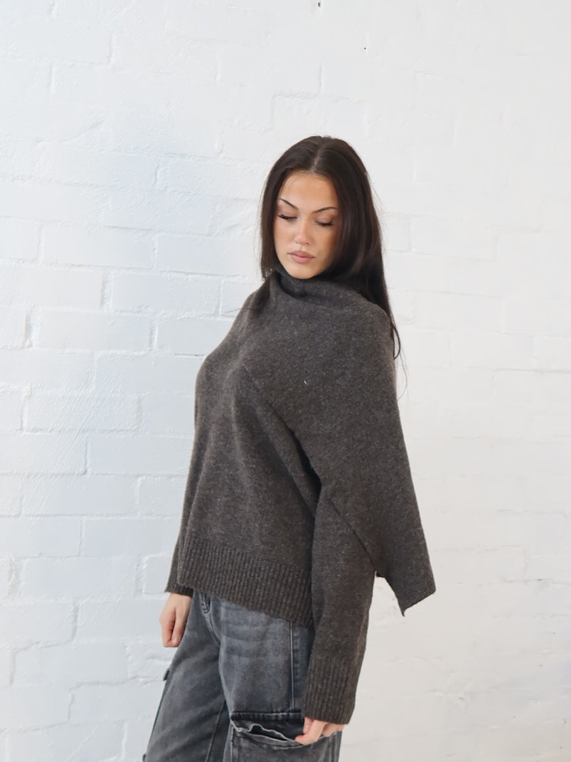 Calvin Scarf Knit- Chocolate