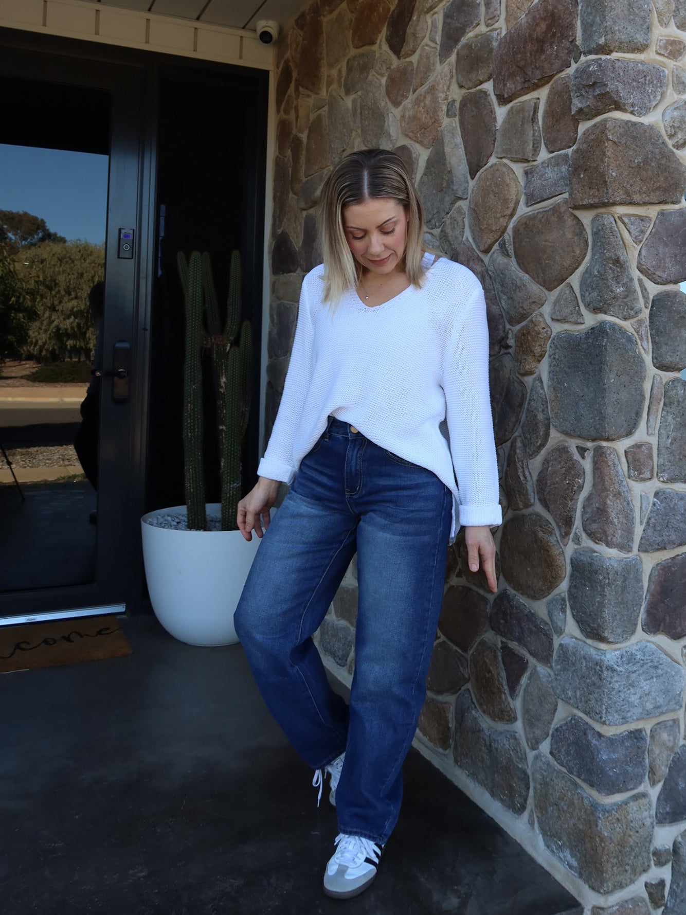 Atlas Barrel Jeans- Dark