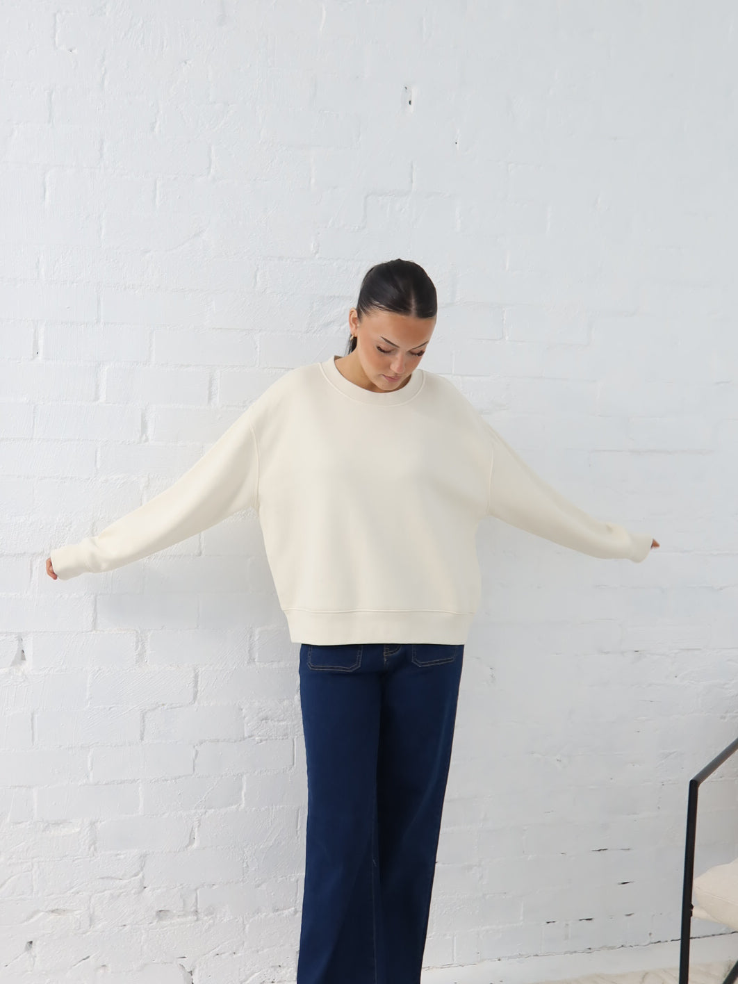 Gracie Relaxed Crew - Ecru