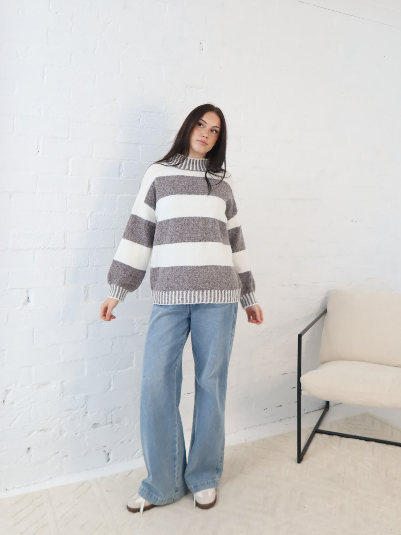 Jenna Knit - Choc/White