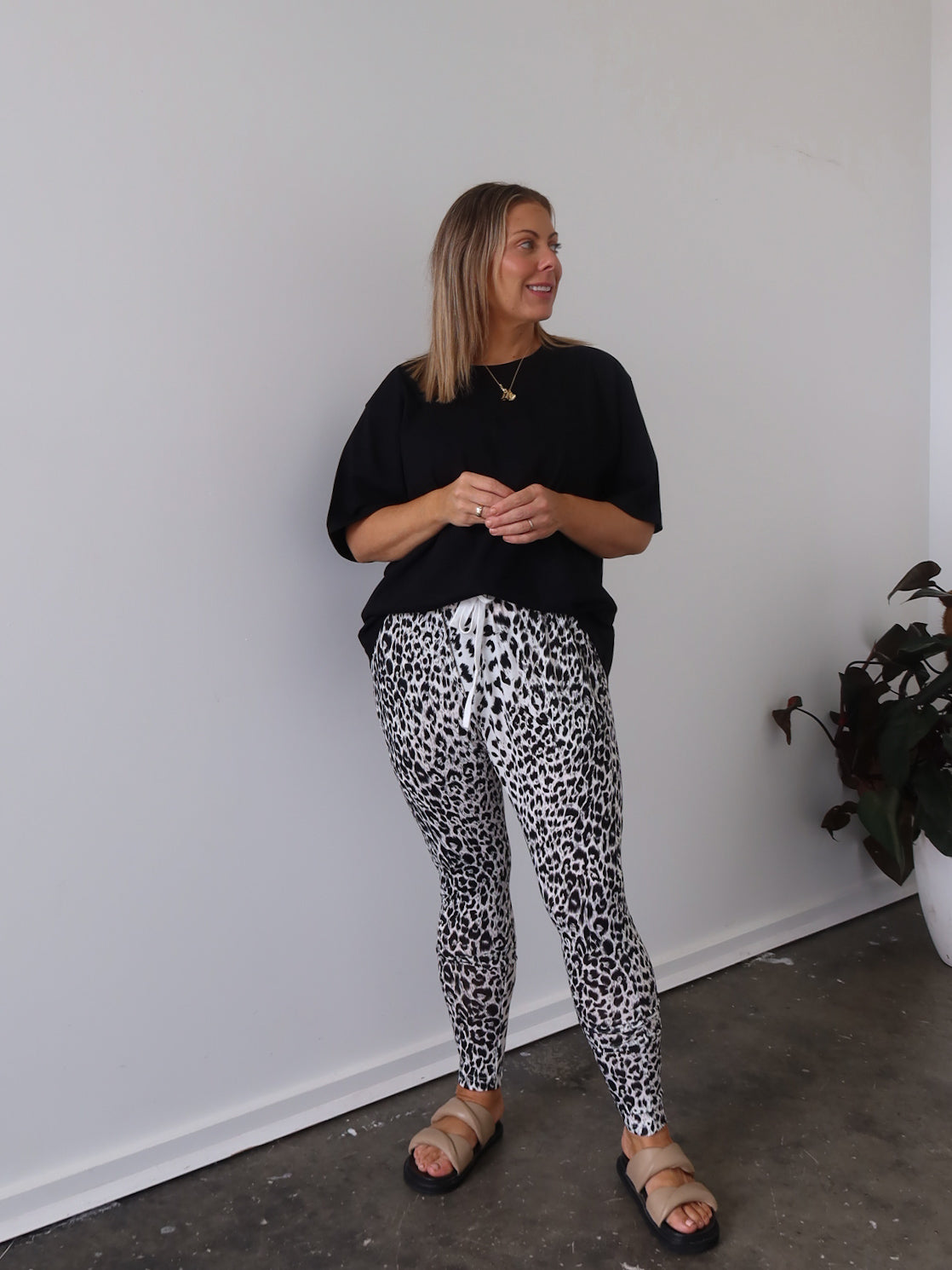 Romy Joggers - Black