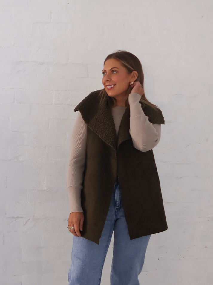 Lana Vest- Green Moss