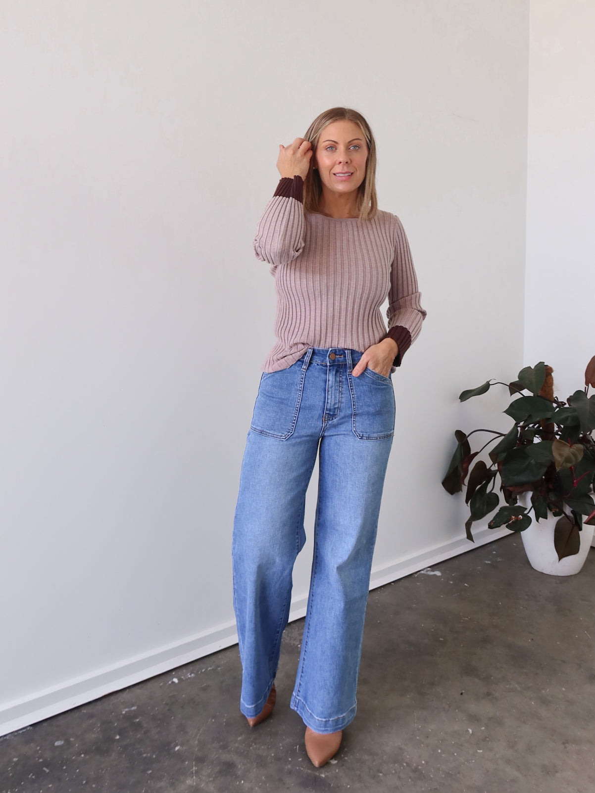 Deandra Knit Top - Mocha