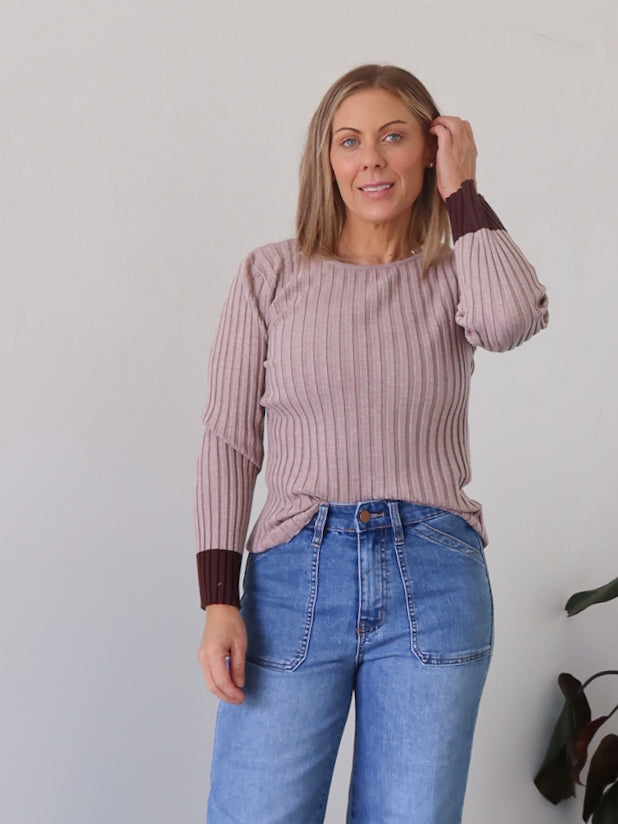Deandra Knit Top - Mocha