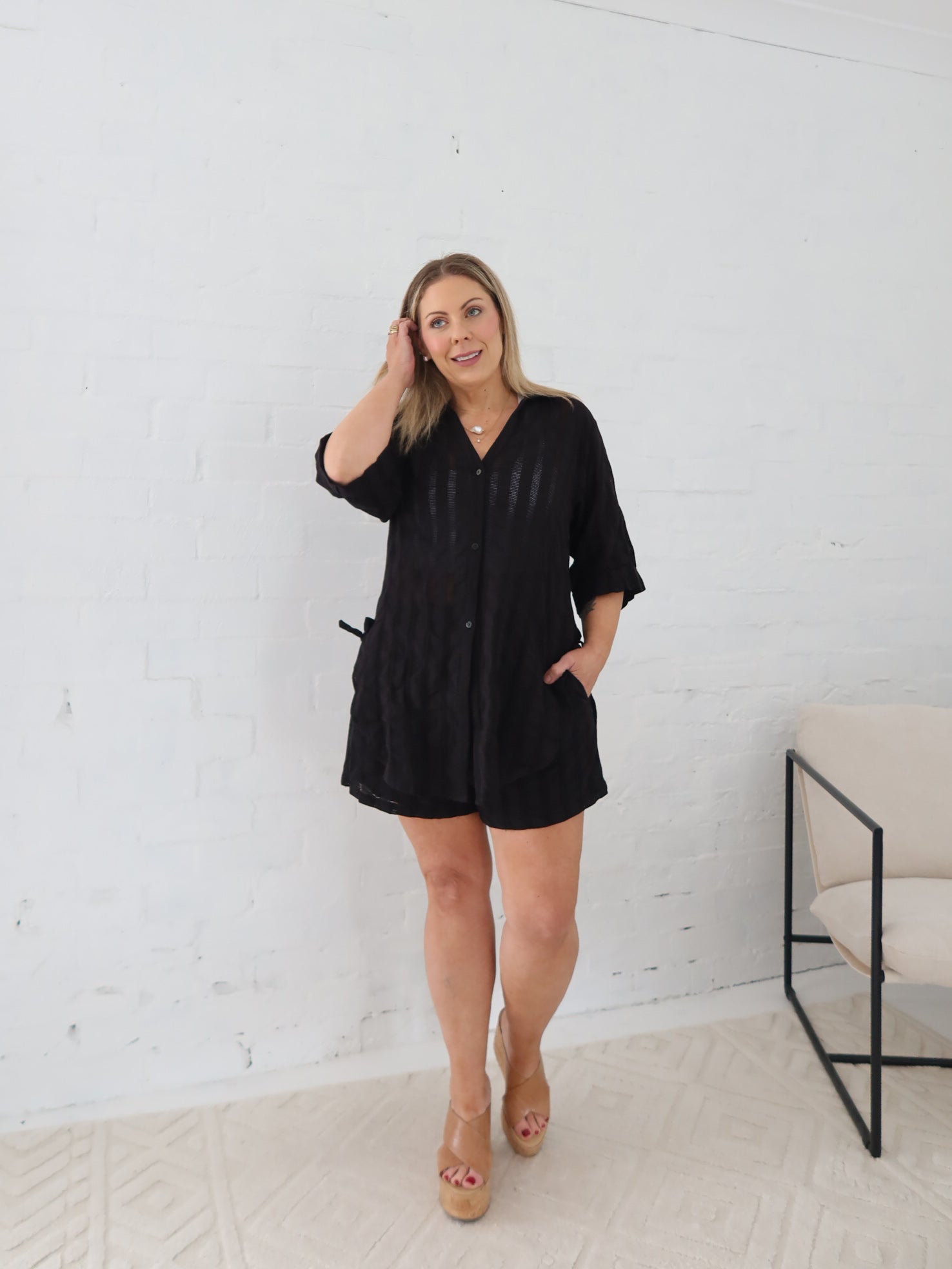 Anika Shorts - Black