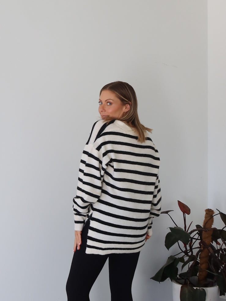 Taryn Knit - Vanilla/Black