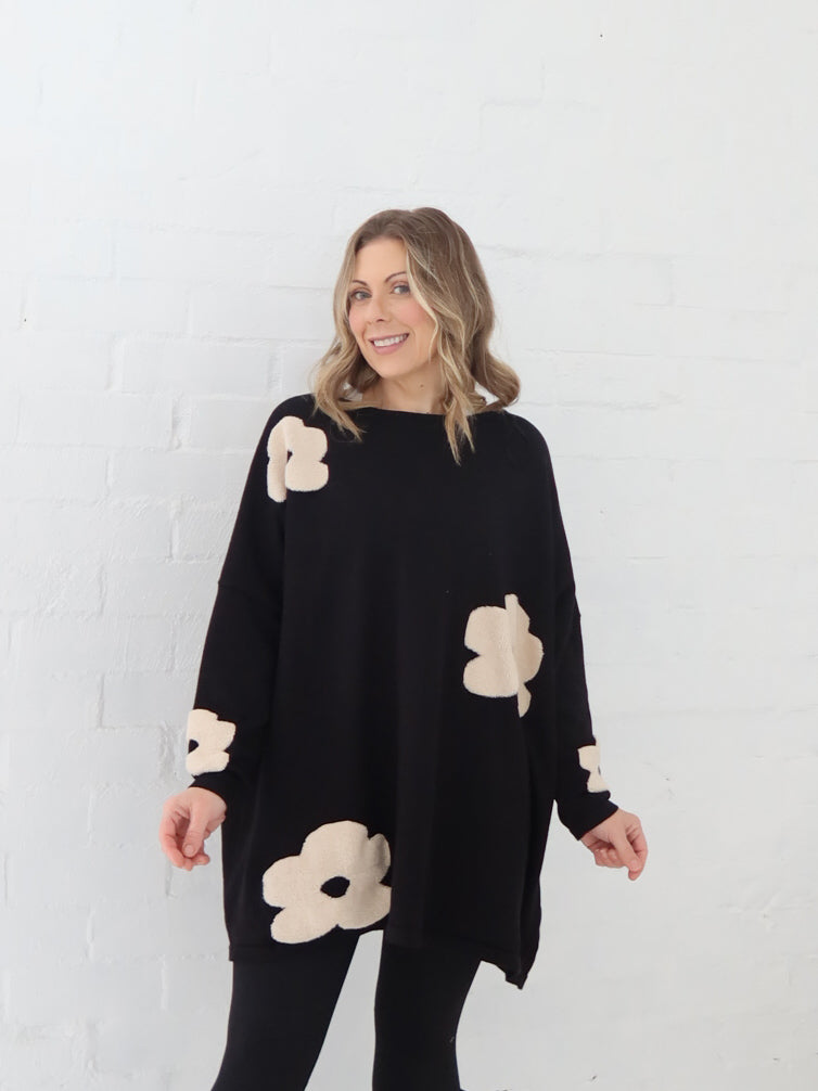 Avery Knit - Black Flower