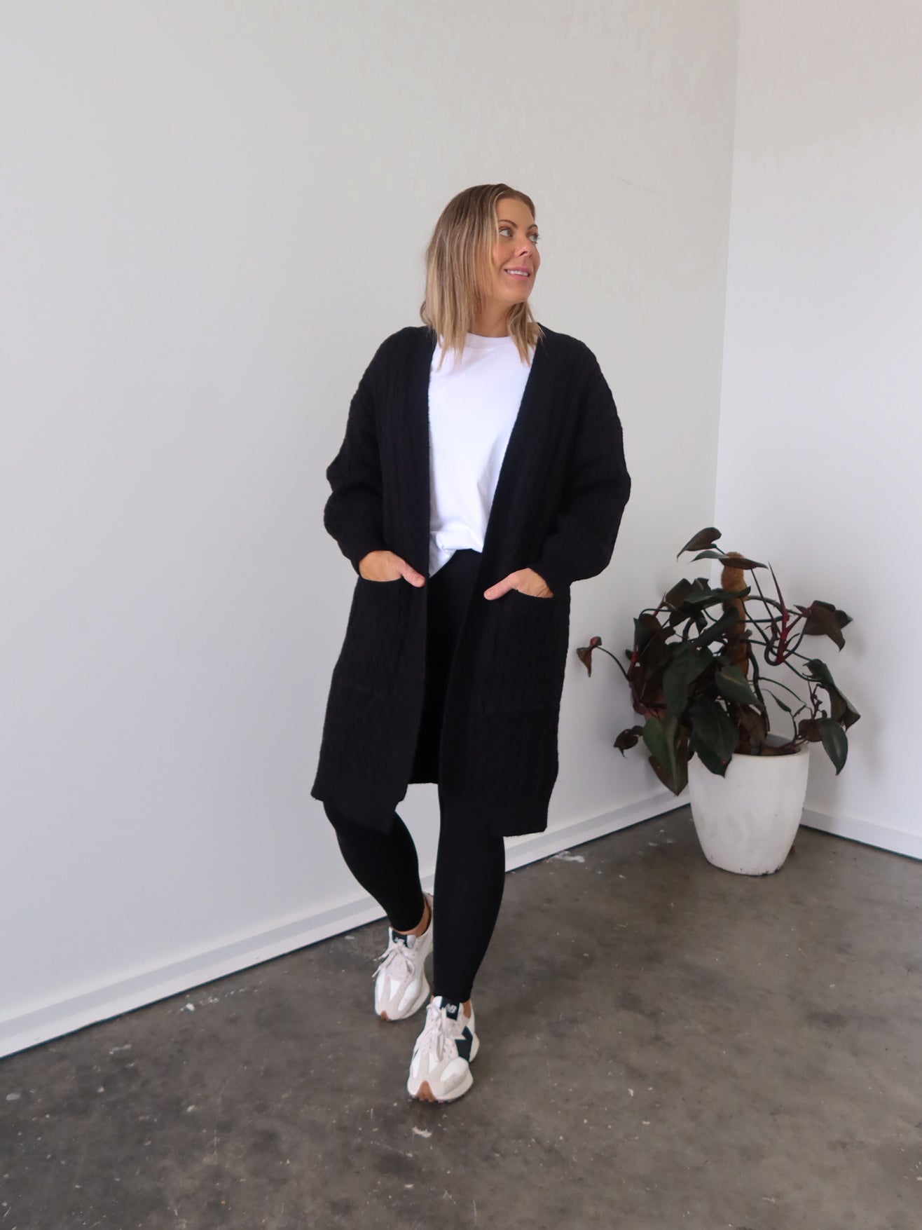 Lyla Cardigan - Black