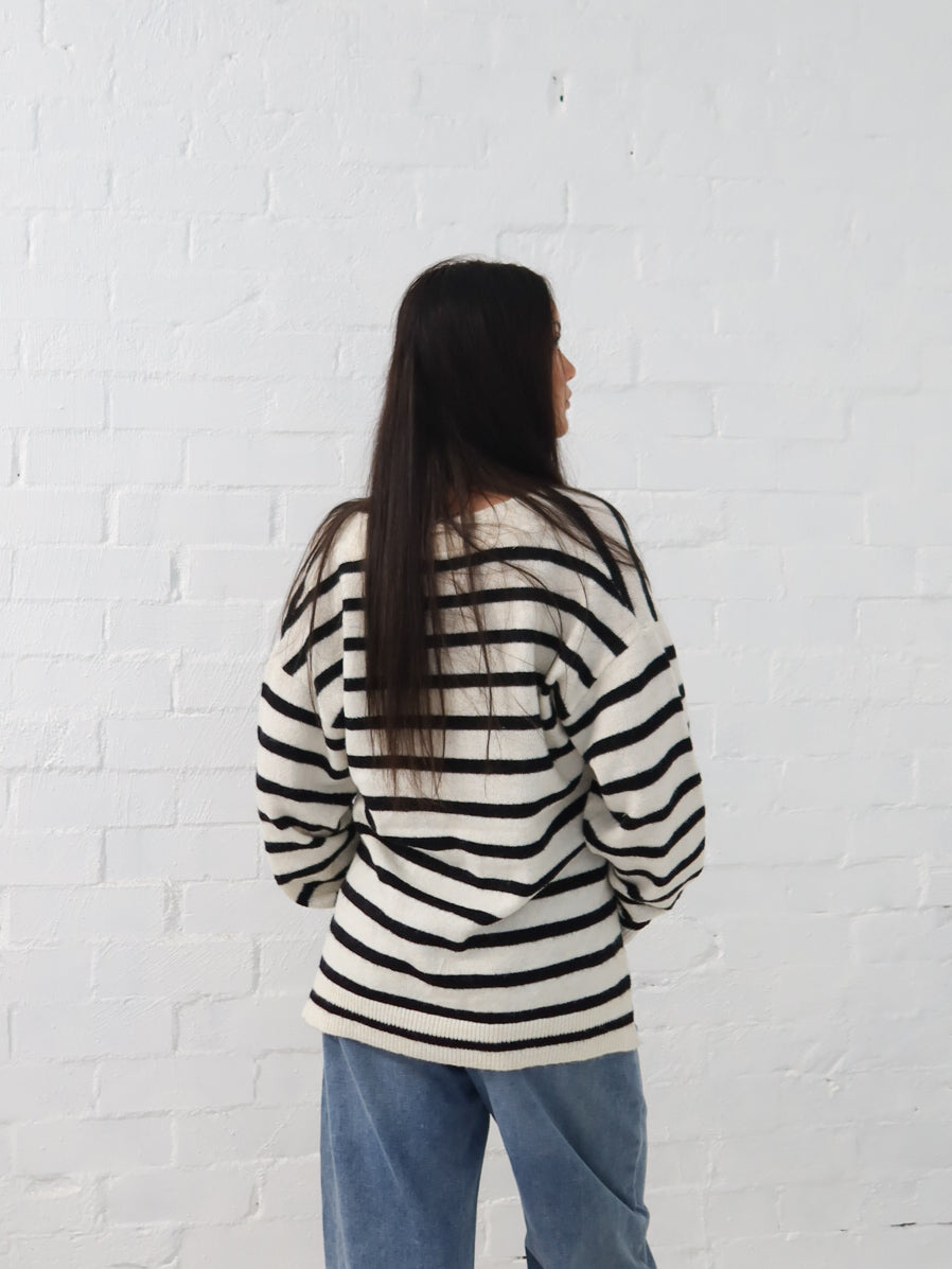 Taryn Knit - Vanilla/Black