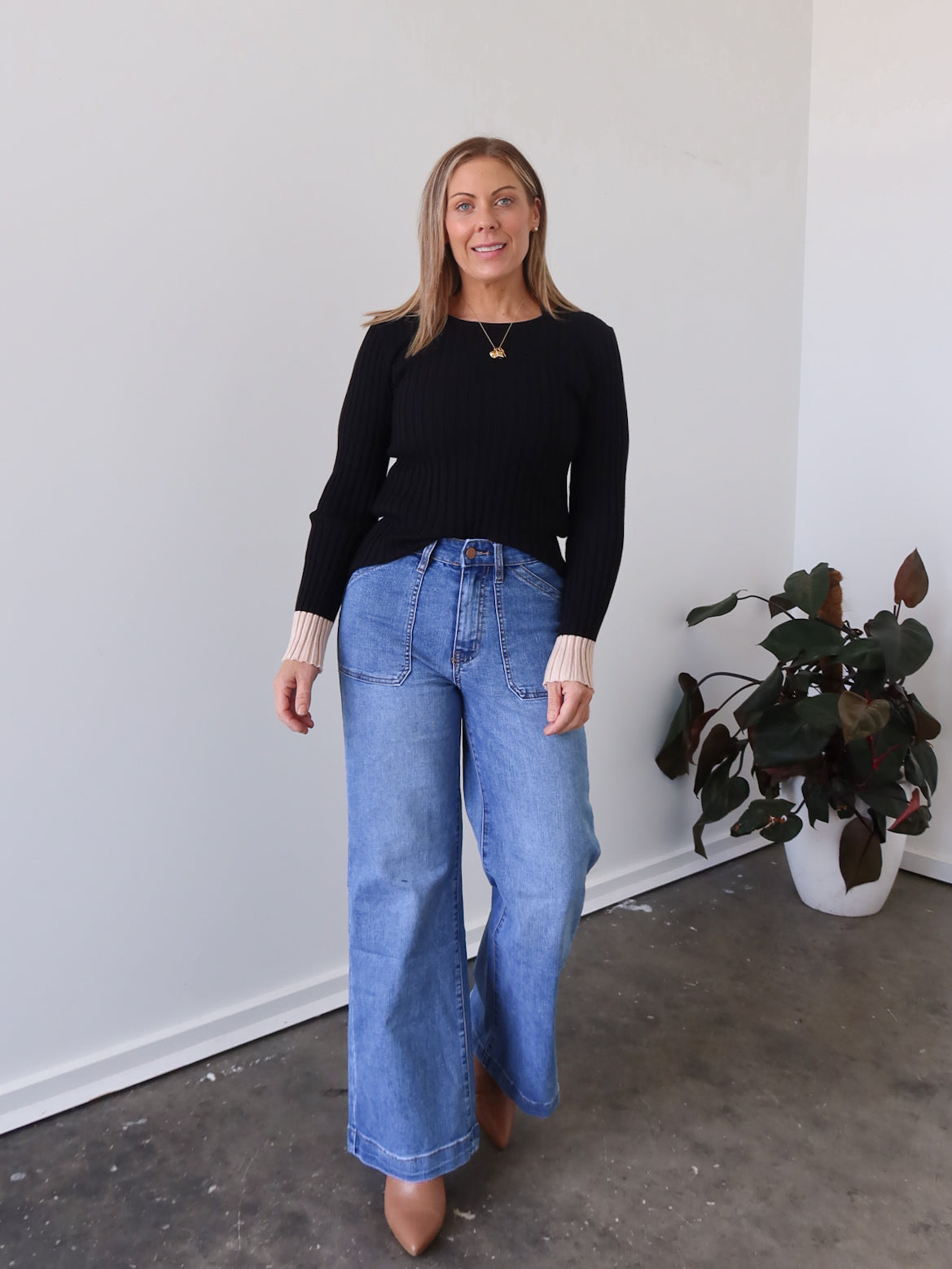 Deandra Knit Top - Black