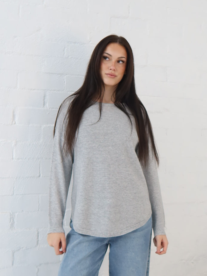 Saxon Knit - Grey