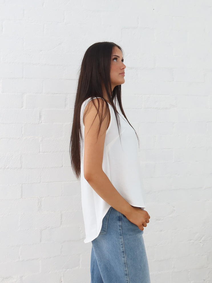 Mia Top- White