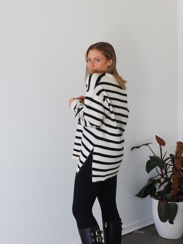 Taryn Knit - Vanilla/Black