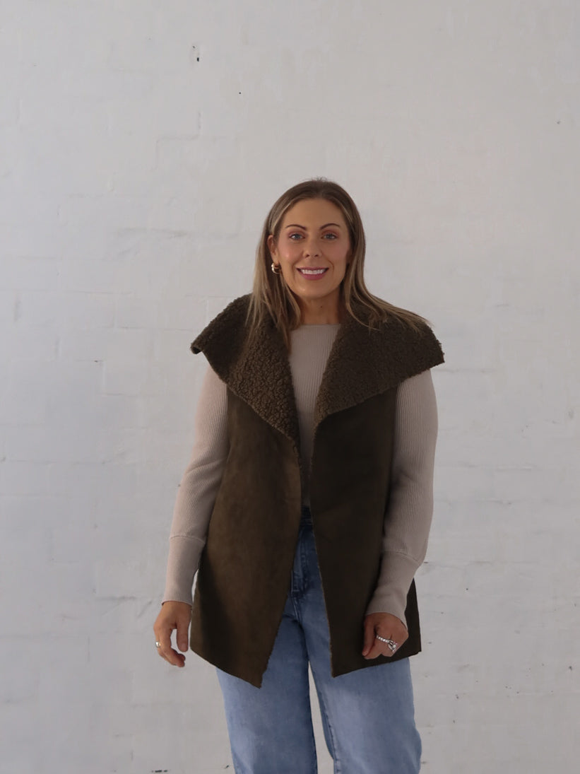 Lana Vest- Green Moss