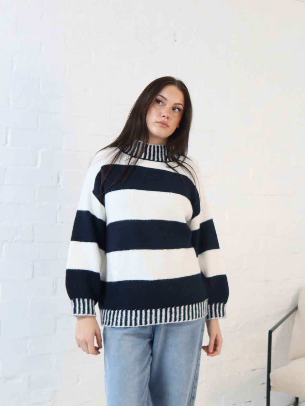 Jenna Knit - Navy/White