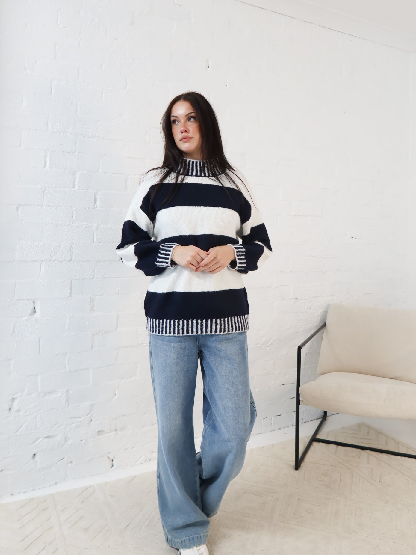Jenna Knit - Navy/White