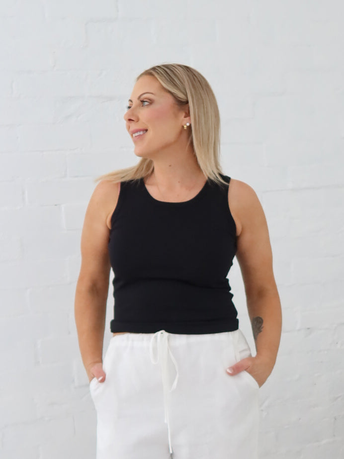 Mila Tank- Black